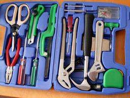 Boîte à outils. Source : http://data.abuledu.org/URI/50730f56-boite-a-outils