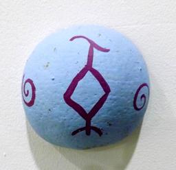 Calebasse peinte avec signe indien wayuu. Source : http://data.abuledu.org/URI/538126ab-calebasse-peinte-avec-signe-indien-wayuu