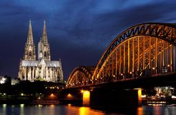 Cathédrale de Cologne. Source : http://data.abuledu.org/URI/59da75c5-cathedrale-de-cologne