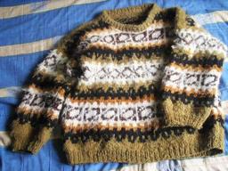 Chandail de laine chilien. Source : http://data.abuledu.org/URI/50fbb13b-chandail-de-laine-chilien