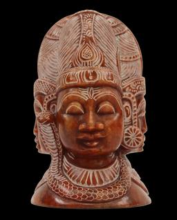 Divinité hindoue en pierre. Source : http://data.abuledu.org/URI/5341d884-divinite-hindoue-en-pierre