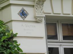 Immeuble art déco à Paris. Source : http://data.abuledu.org/URI/592f706c-immeuble-art-deco-a-paris