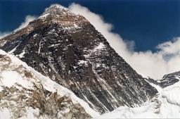 L'Everest. Source : http://data.abuledu.org/URI/546bac1a-l-everest