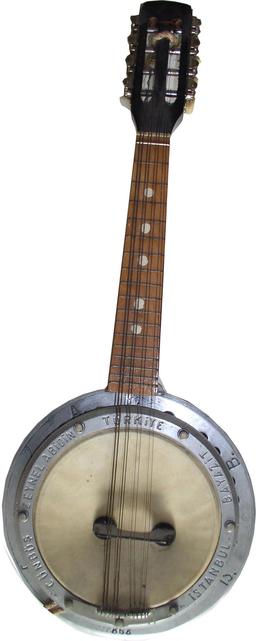 Mandoline Banjo turque. Source : http://data.abuledu.org/URI/532c69cc-mandoline-banjo-turcque