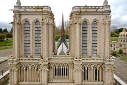 Maquette de Notre-Dame de Paris à France Miniature. Source : http://data.abuledu.org/URI/5645ad7a-maquette-de-notre-dame-de-paris-a-france-miniature
