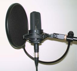 Microphone électrostatique. Source : http://data.abuledu.org/URI/5393630b-microphone-electrostatique