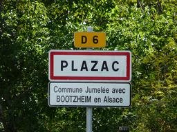 Panneau de jumelage avec l'Alsace. Source : http://data.abuledu.org/URI/536b8902-panneau-de-jumelage-avec-l-alsace