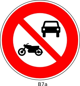 Panneau routier B7a. Source : http://data.abuledu.org/URI/51a1229e--panneau-routier-b7a