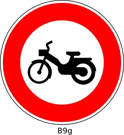 Panneau routier B9g. Source : http://data.abuledu.org/URI/51a123c8--panneau-routier-b9g