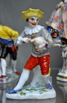 Pierrot, le clown de porcelaine. Source : http://data.abuledu.org/URI/50eb49f3-pierrot-le-clown-de-porcelaine