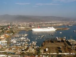 Port d'Ensenada. Source : http://data.abuledu.org/URI/501e2896-port-d-ensenada