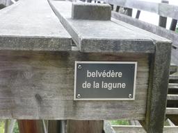 Signalisation au parc du Bourgailh. Source : http://data.abuledu.org/URI/5826ce35-signalisation-au-parc-du-bourgailh