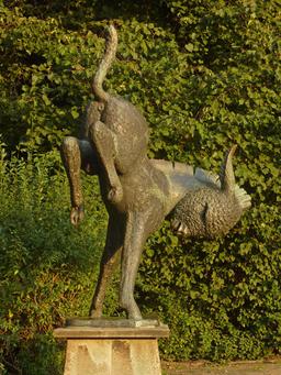 Statue d'âne ruant à Berlin. Source : http://data.abuledu.org/URI/54a1a705-statue-d-ane-ruant-a-berlin
