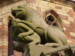 Statue de monstre. Source : http://data.abuledu.org/URI/5020c863-statue-de-monstre
