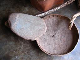 Ustensiles de cuisine traditionnels en Zambie. Source : http://data.abuledu.org/URI/573dcd82-ustensiles-de-cuisine-traditionnels-en-zambie