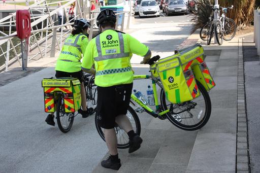 Cyclistes ambulanciers à Belfast